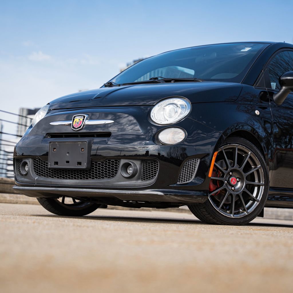 Used 2015 FIAT 500 Abarth w/ Beats Audio Package image 2