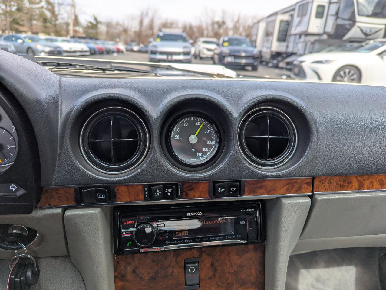 Used 1987 Mercedes-Benz 560 SL image 21