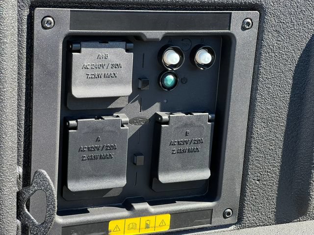 New 2025 Ford F150 Lightning Flash AWD/4WD image 8