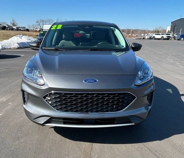 Used 2022 Ford Escape SE image 2