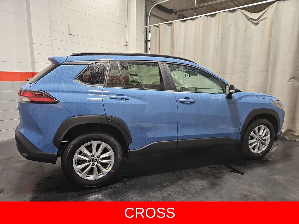 New 2026 Toyota Corolla Cross LE FWD image 8