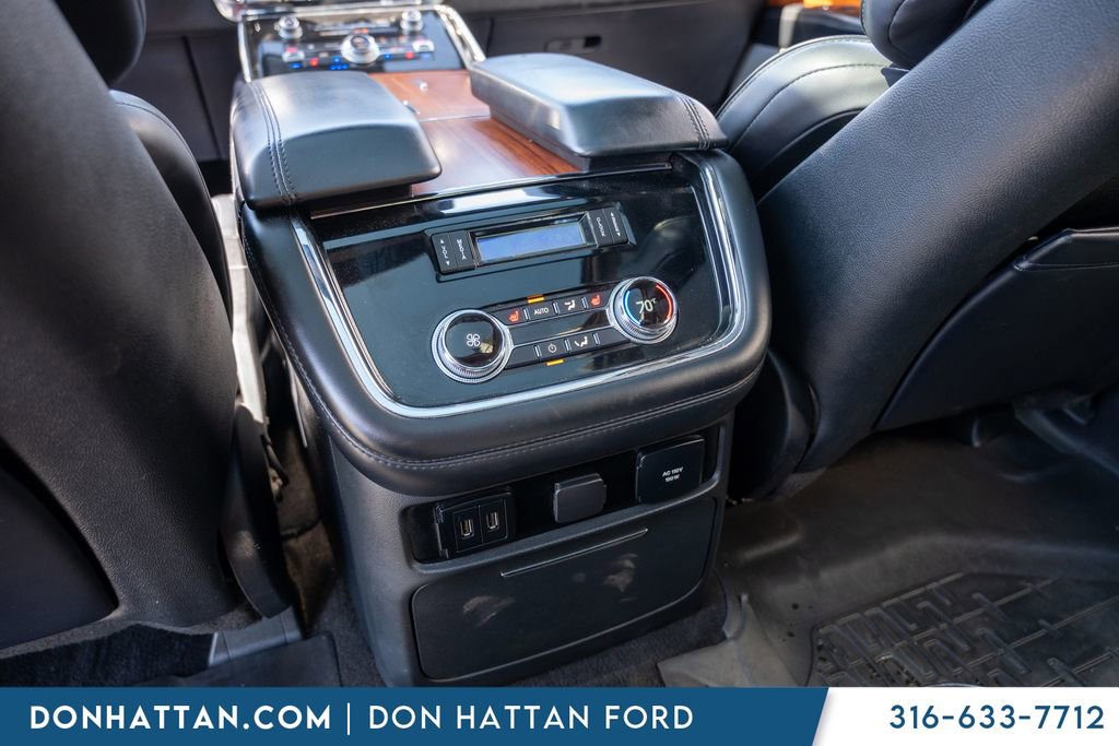 Used 2019 Lincoln Navigator Reserve image 25