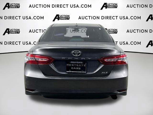 Used 2020 Toyota Camry XLE FWD image 8