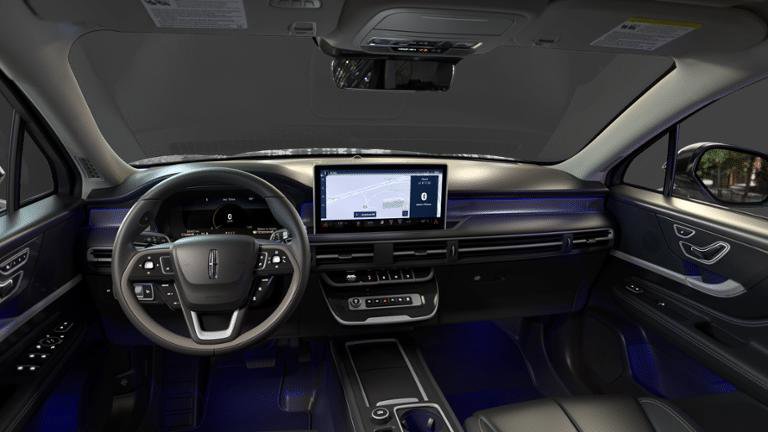 New 2025 Lincoln Corsair AWD w/ Equipment Group 101A image 29