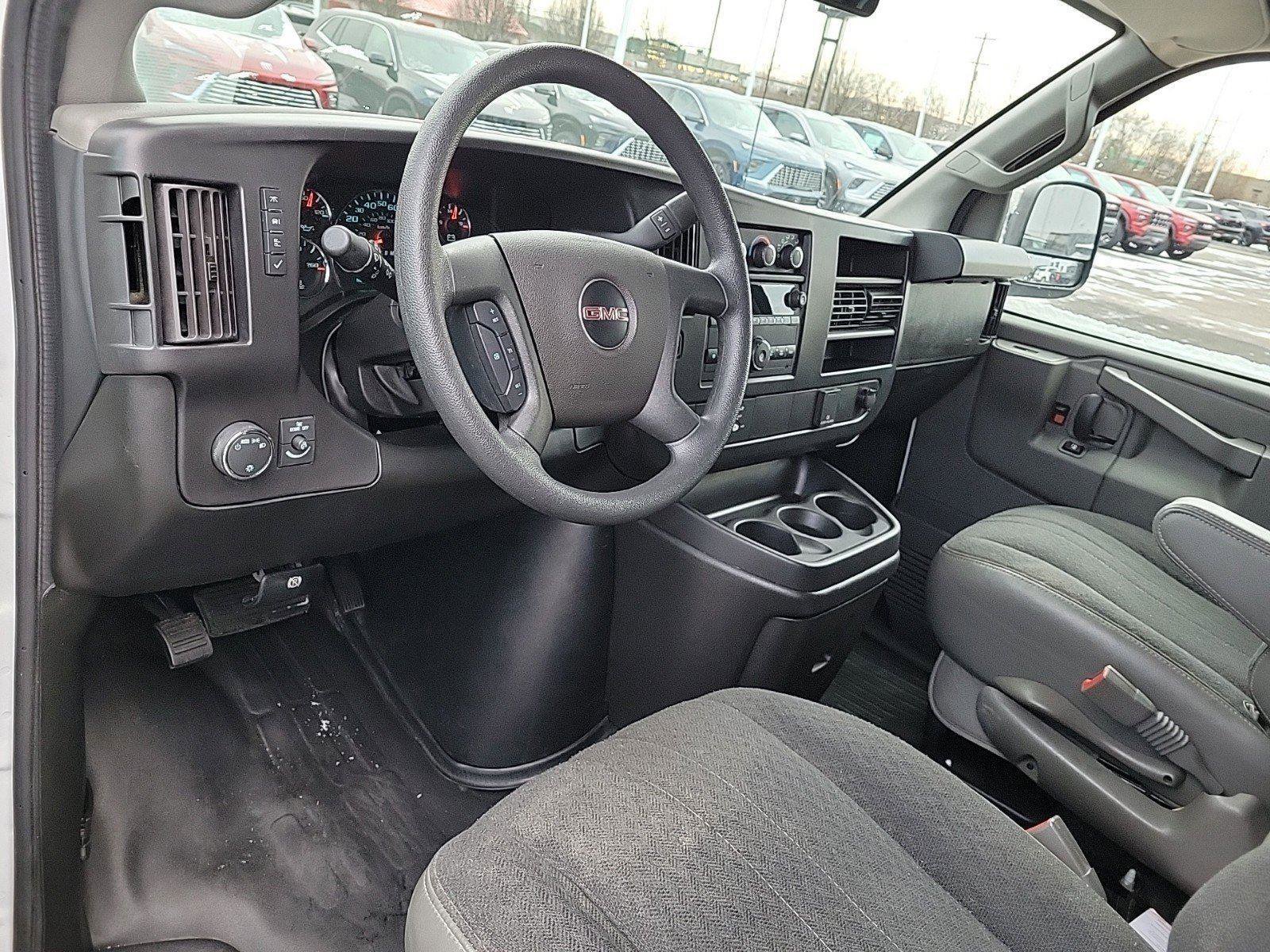 Used 2024 GMC Savana 2500 w/ Driver Convenience Package image 19