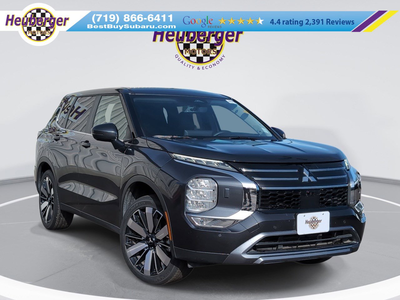 Used 2025 Mitsubishi Outlander Trail Edition image 1