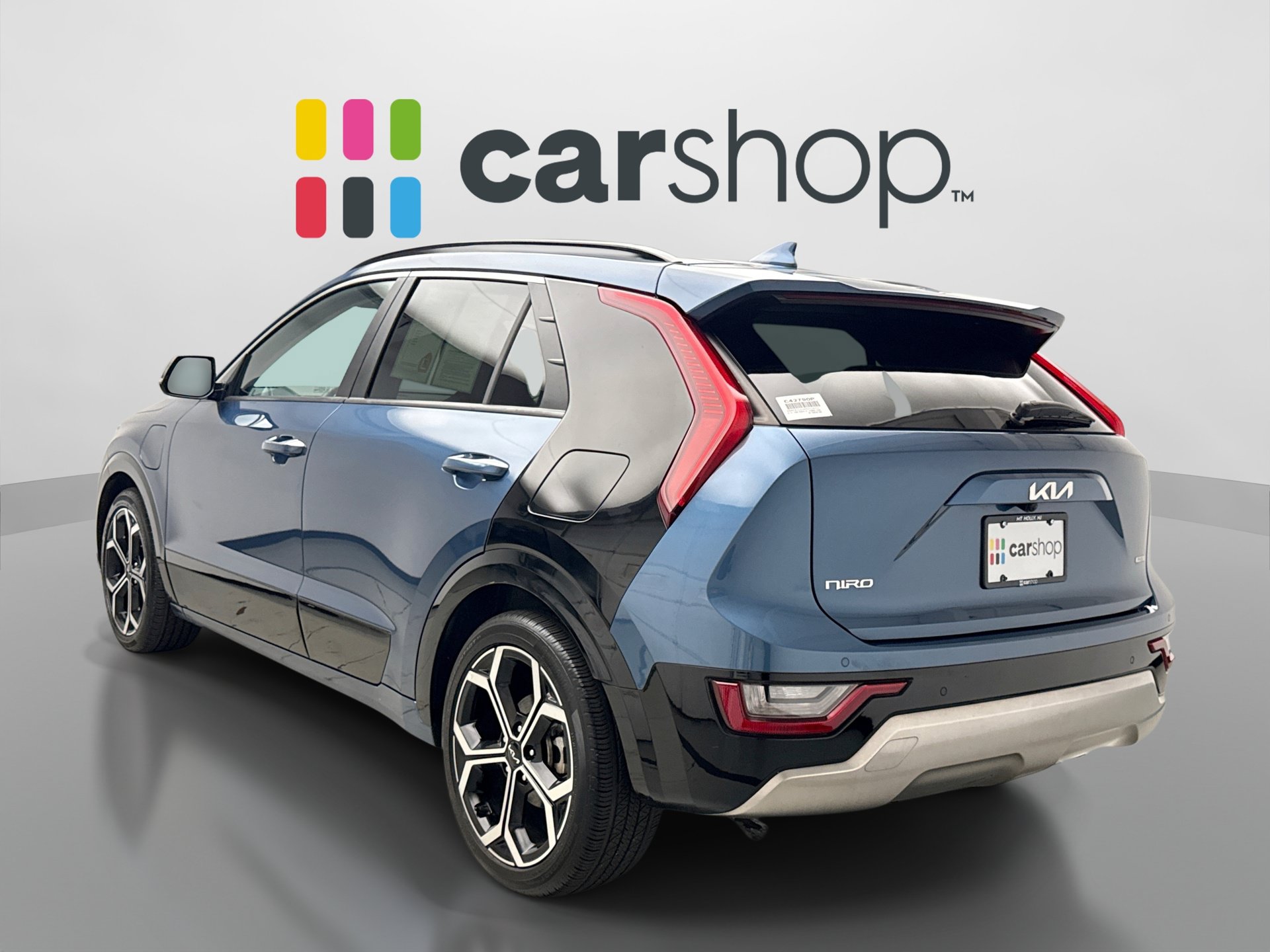 Used 2023 Kia Niro SX Touring FWD image 3
