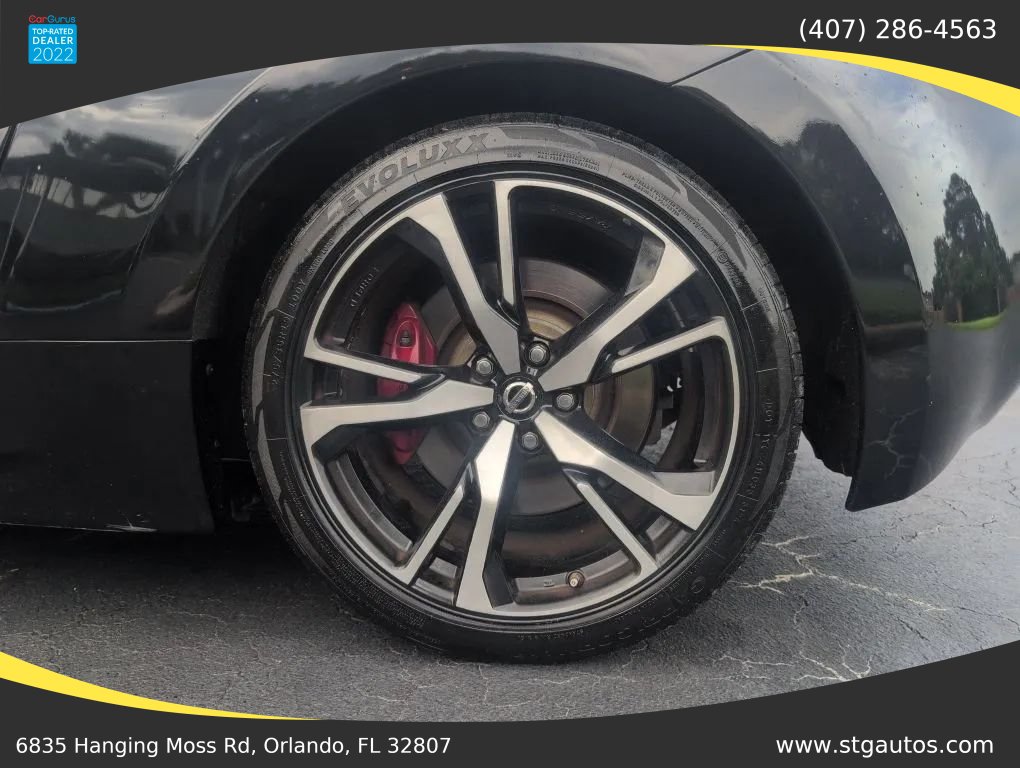 Used 2018 Nissan 370Z Coupe RWD image 18