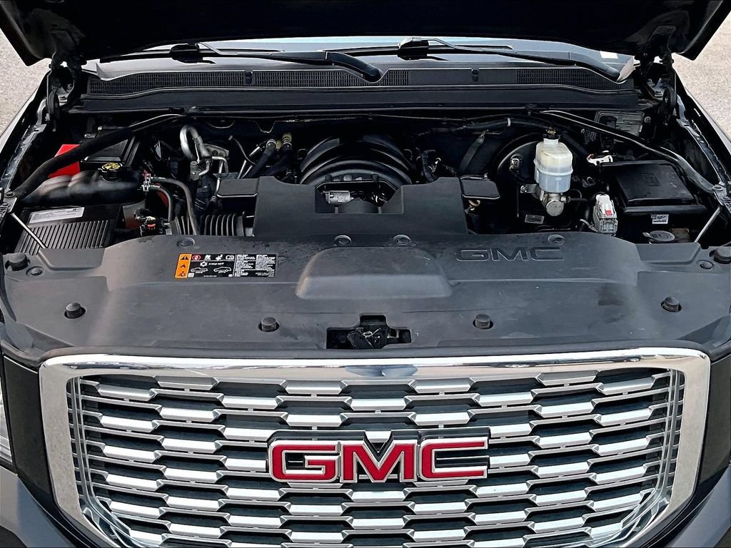Used 2020 GMC Yukon XL Denali w/ Denali Ultimate Package AWD/4WD image 11