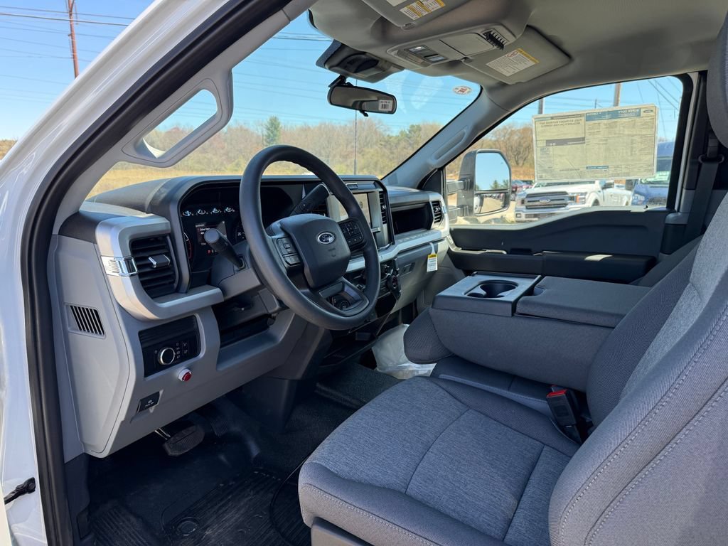 New 2025 Ford F450 XL AWD/4WD image 3