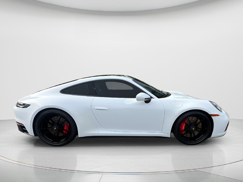 Used 2022 Porsche 911 Carrera GTS RWD image 4