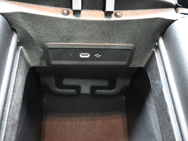 Used 2025 Mercedes-Benz GLE 350 4MATIC image 9