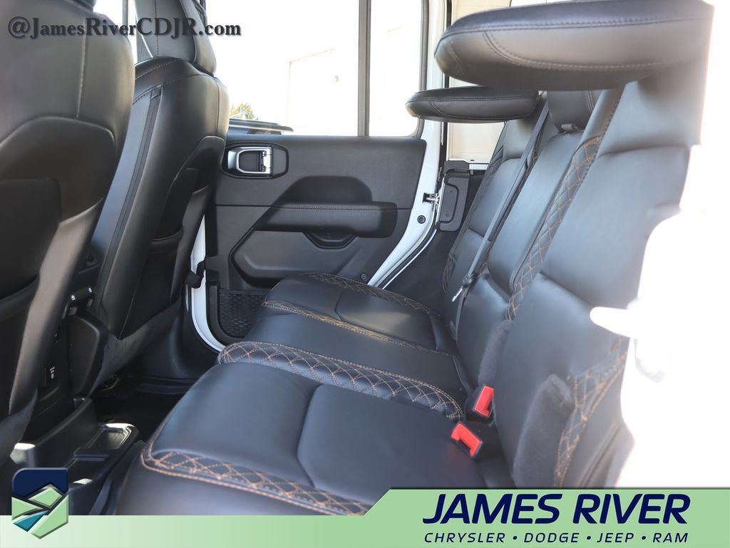Used 2023 Jeep Wrangler Altitude image 17
