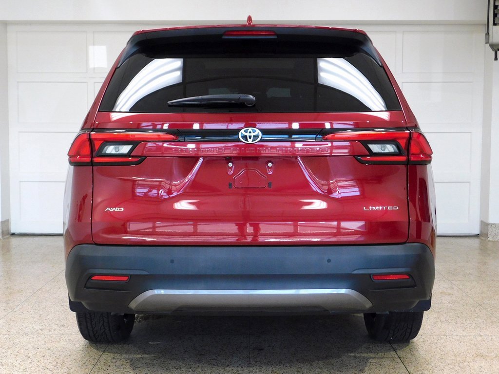 Used 2024 Toyota Grand Highlander Limited image 5