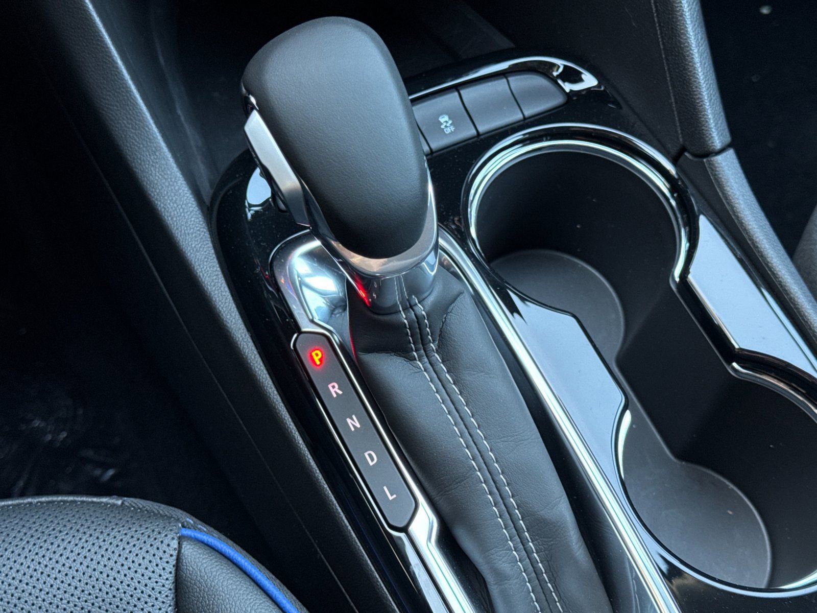 New 2026 Buick Encore GX Sport Touring image 21