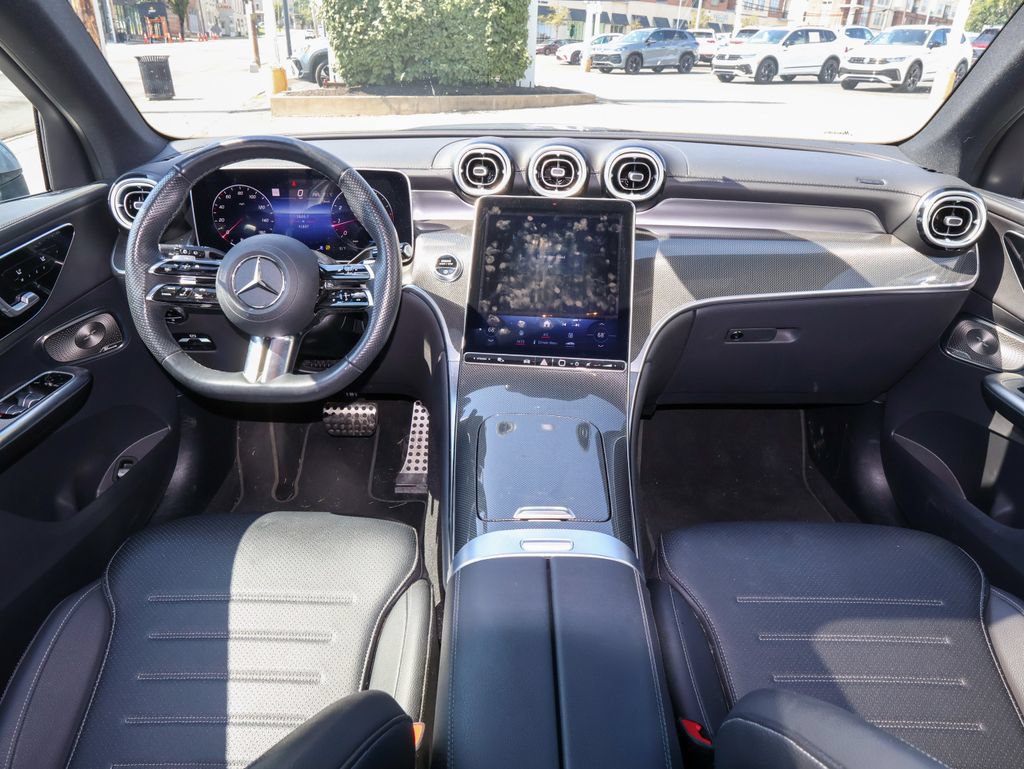 Used 2023 Mercedes-Benz GLC 300 4MATIC image 17