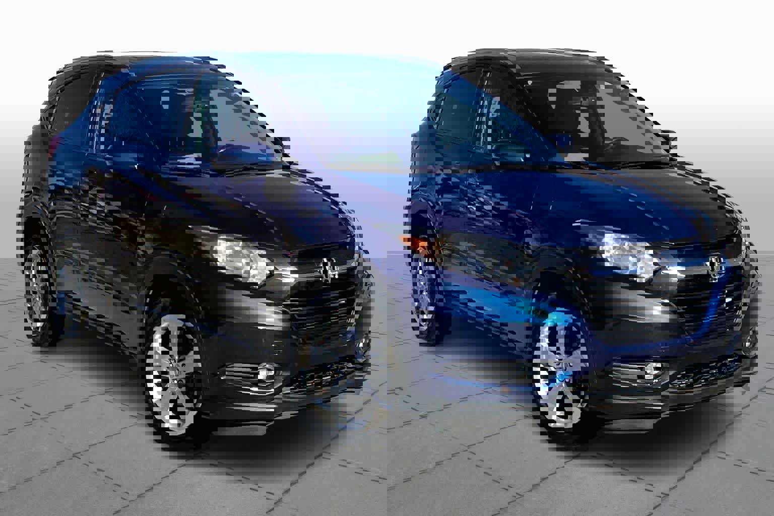 Used 2016 Honda HR-V EX-L image 3