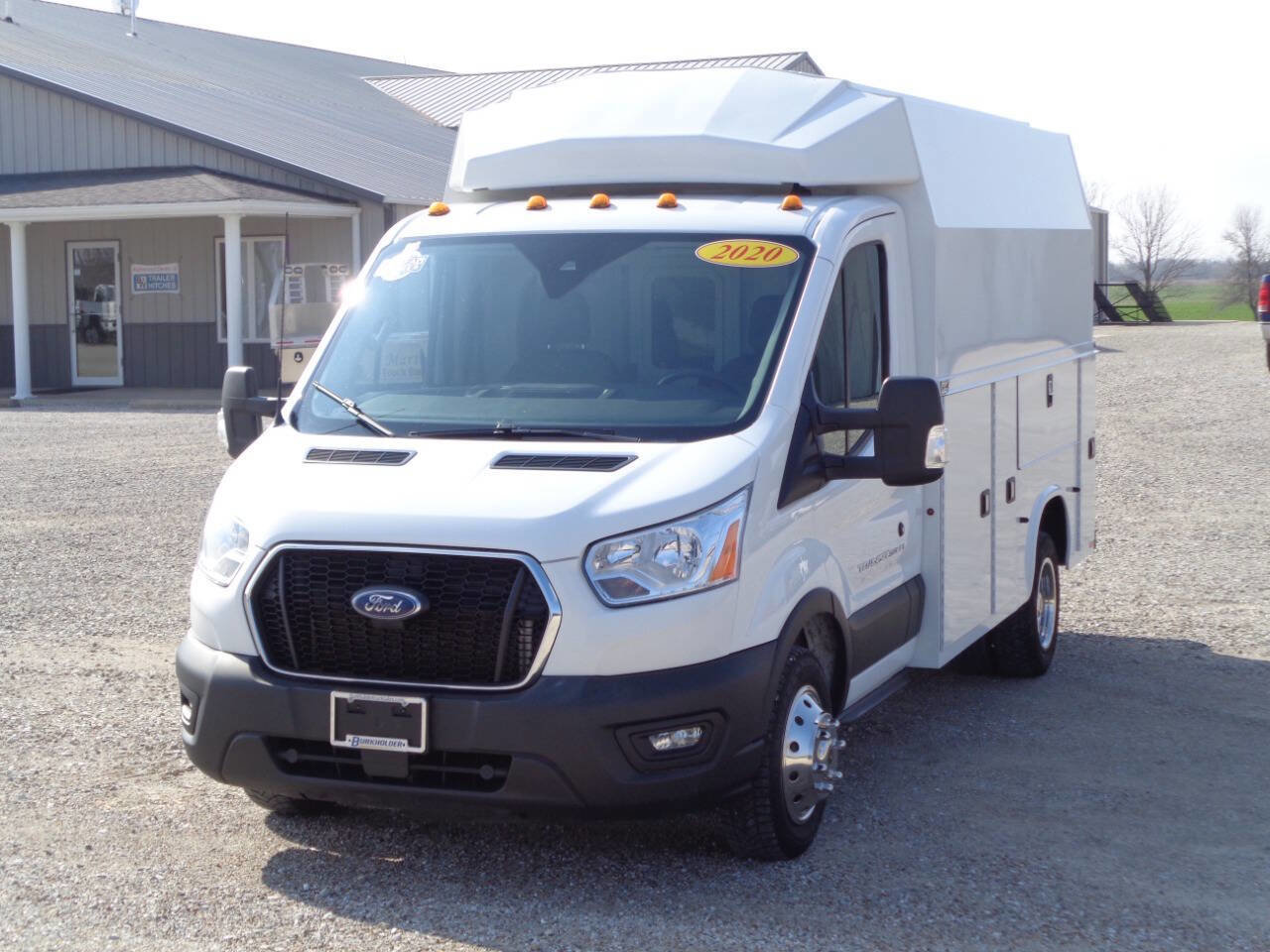Used 2020 Ford Transit 350 DRW w/ Interior Upgrade Package image 4