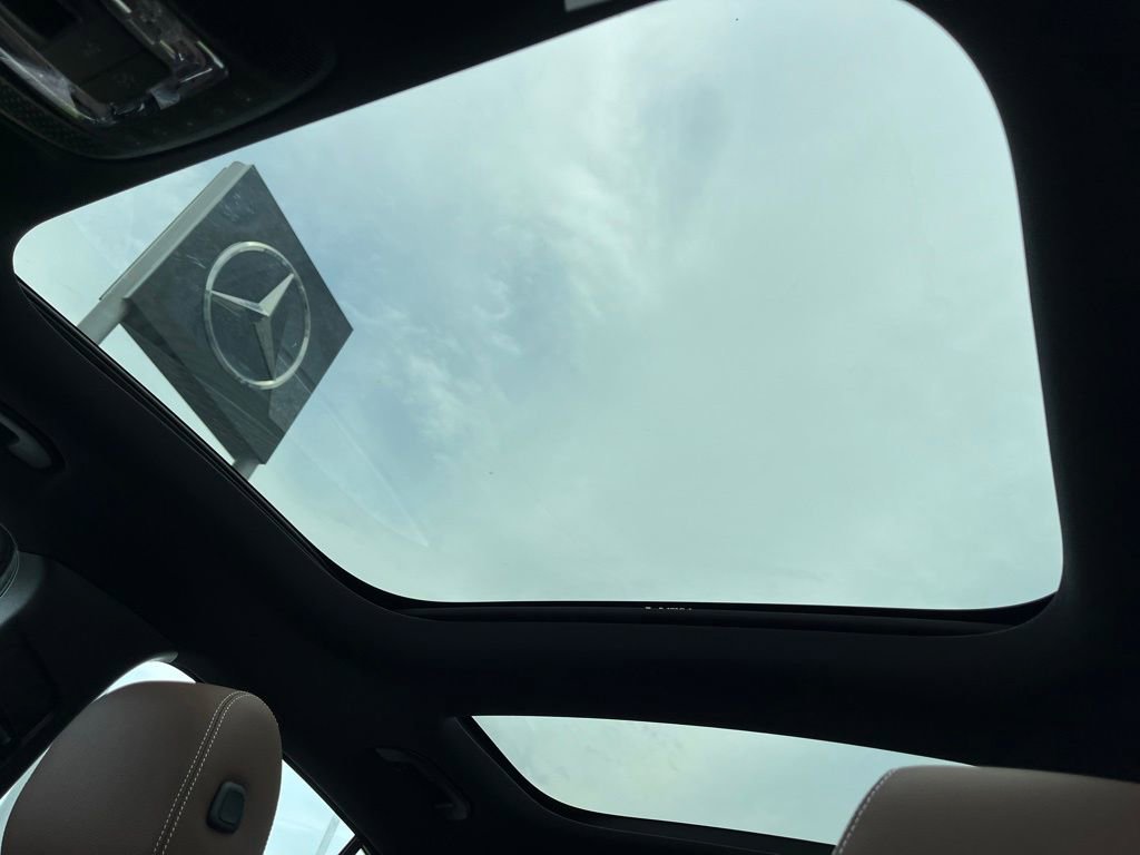 Certified 2025 Mercedes-Benz GLA 35 AMG 4MATIC image 66