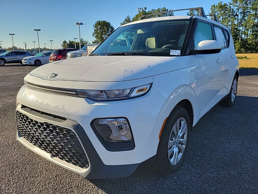 Used 2020 Kia Soul LX FWD image 3