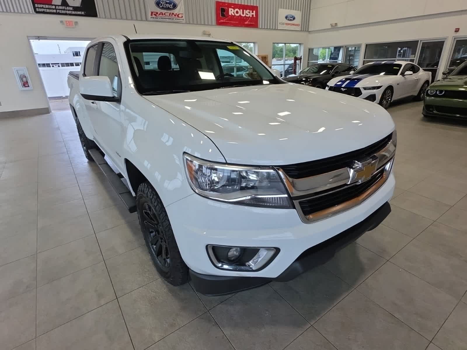 Used 2020 Chevrolet Colorado LT AWD/4WD image 4