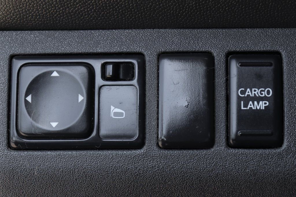 Used 2020 Nissan Frontier SV image 21