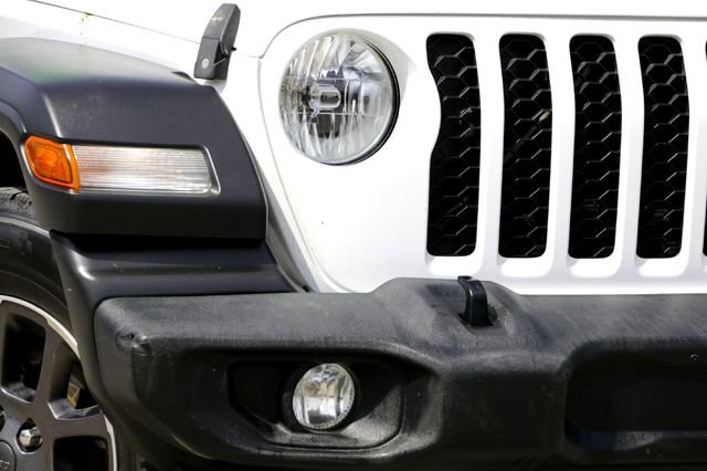 Used 2021 Jeep Gladiator Sport w/ Trailer Tow Package AWD/4WD image 3