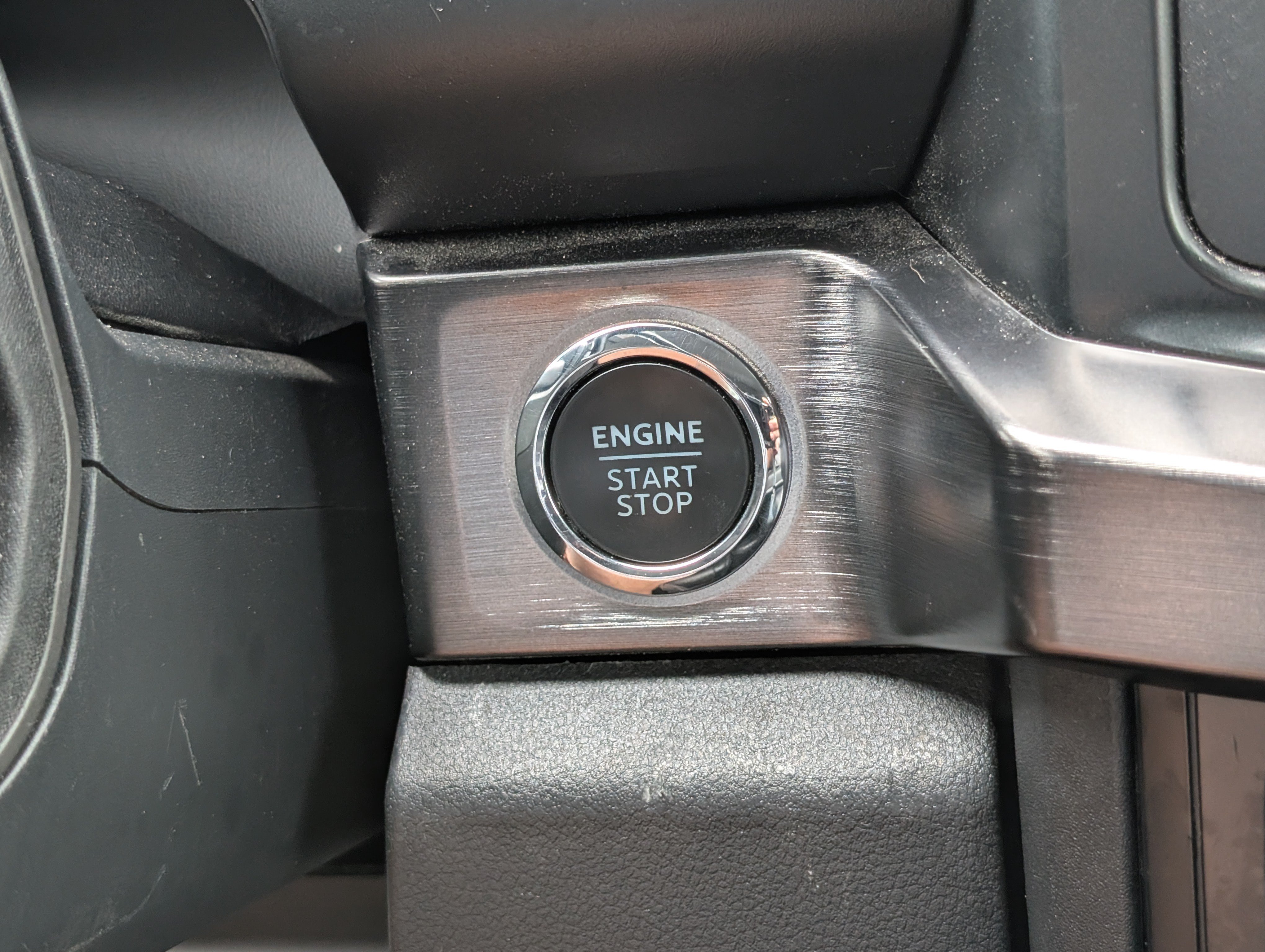 Certified 2023 Ford F350 Lariat AWD/4WD image 26