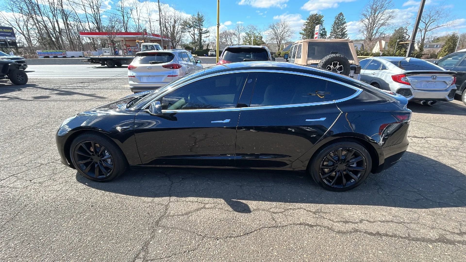 Used 2019 Tesla Model 3 Performance image 8