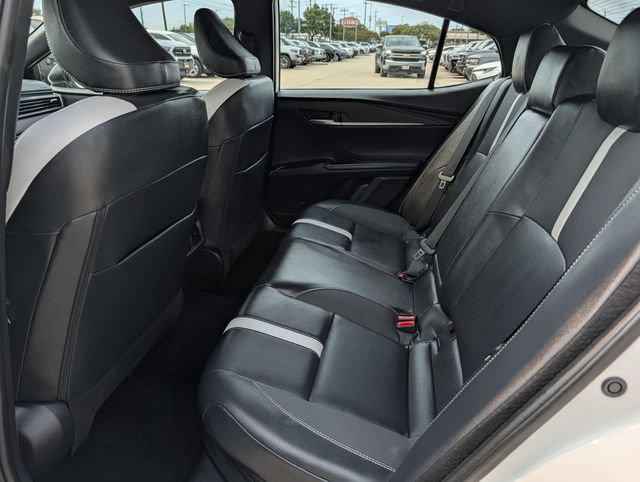 Used 2025 Toyota Camry SE FWD image 27