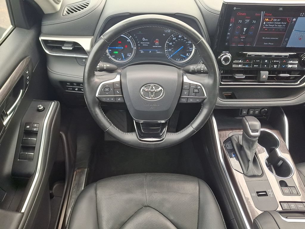 Used 2021 Toyota Highlander Platinum AWD/4WD image 12