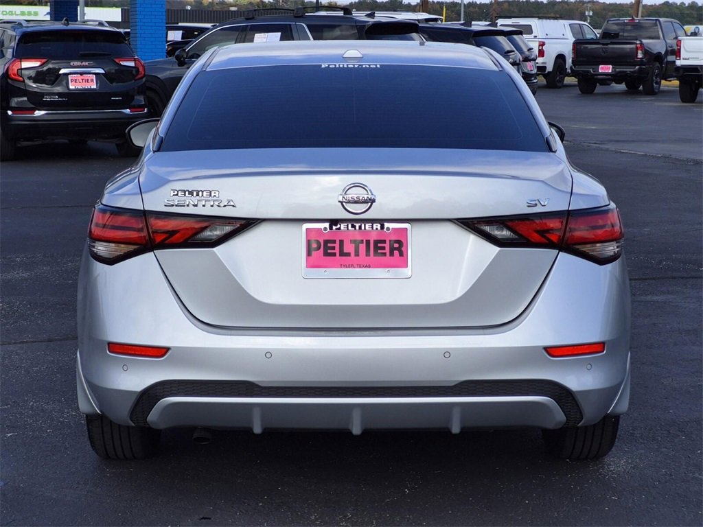 Used 2022 Nissan Sentra SV image 5