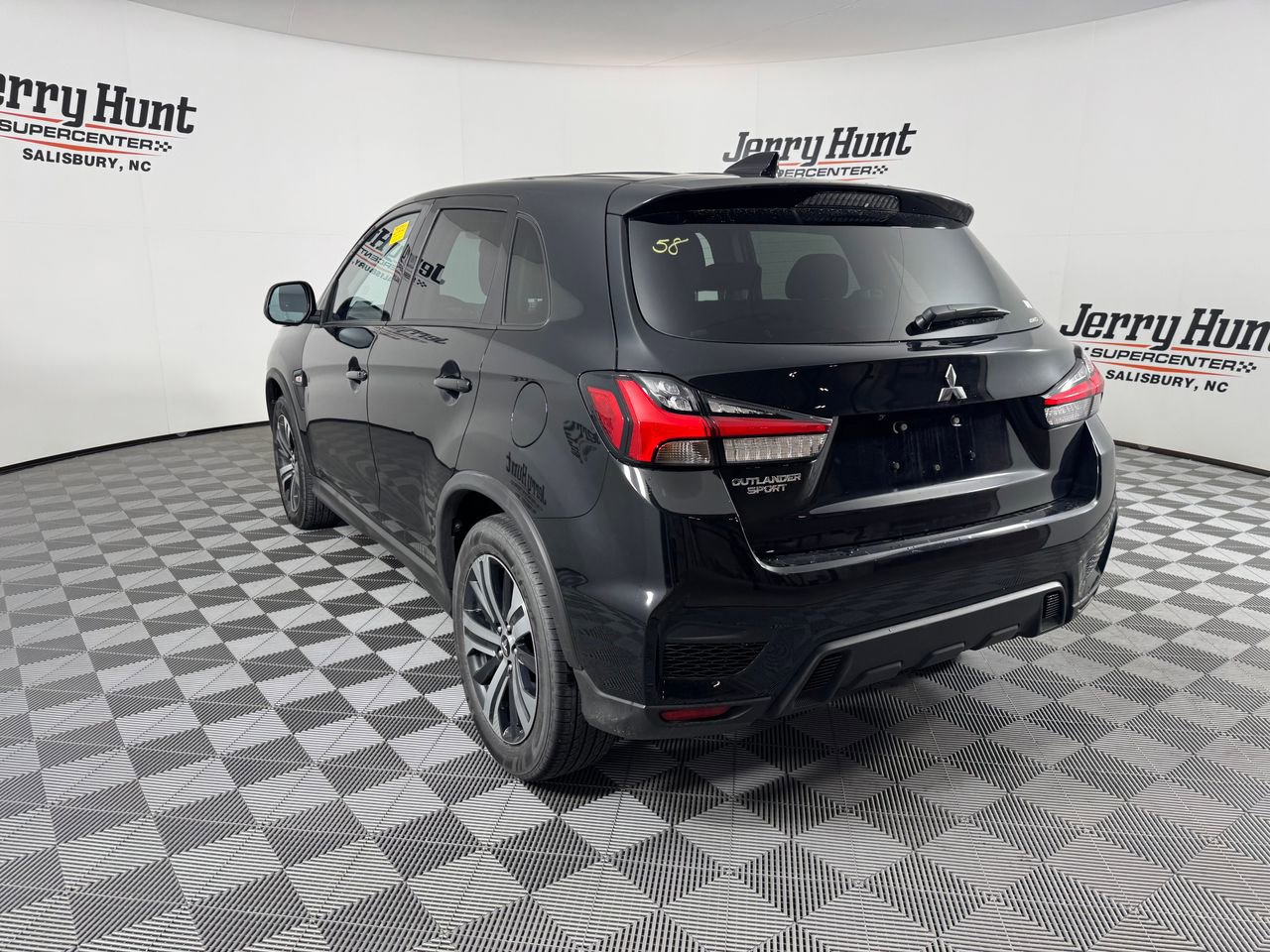 Used 2025 Mitsubishi Outlander Sport ES image 10