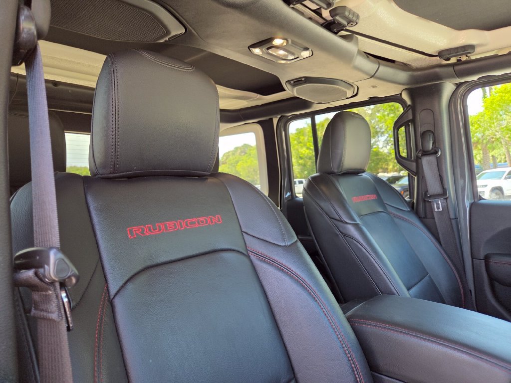 Certified 2021 Jeep Wrangler Unlimited Rubicon w/ Dual Top Group AWD/4WD image 16