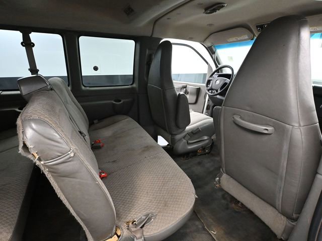 Used 2017 Chevrolet Express 3500 LT w/ LT Preferred Equipment Group image 34