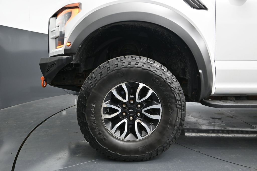 Used 2018 Ford F150 Raptor w/ Equipment Group 802A Luxury AWD/4WD image 15
