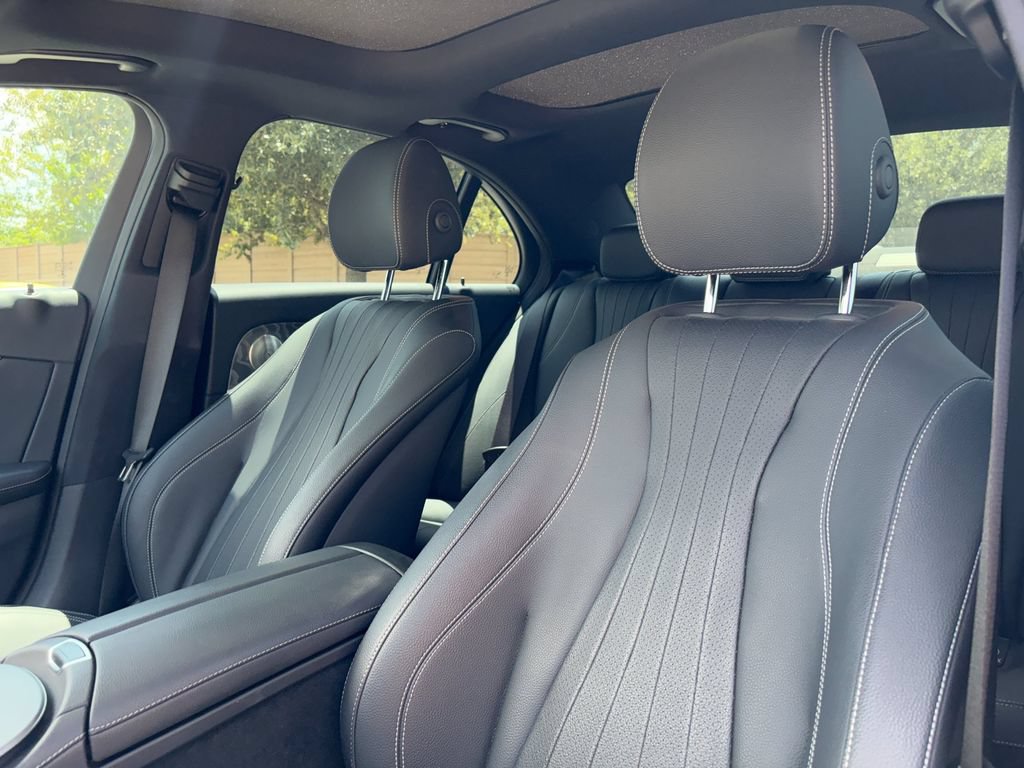 Used 2022 Mercedes-Benz E 350 Sedan image 10