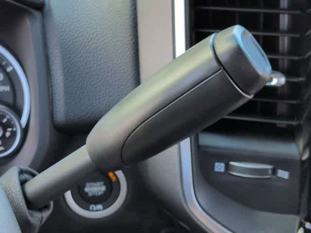 New 2026 RAM 3500 Big Horn AWD/4WD image 36