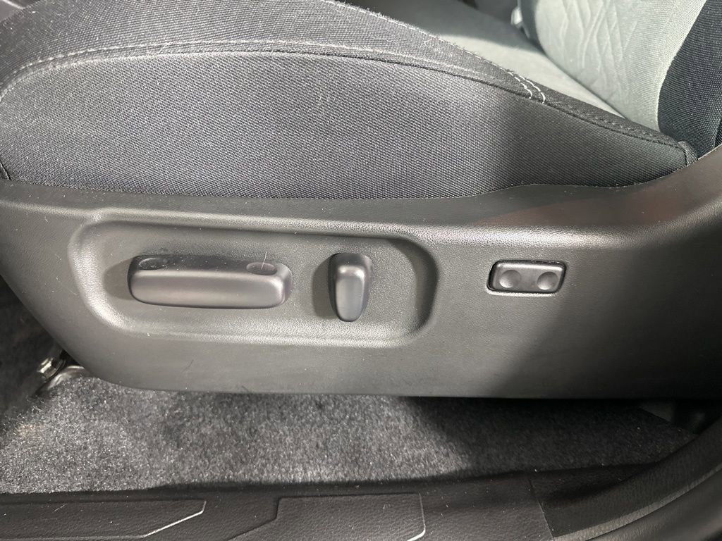 Used 2023 Toyota Tacoma TRD Sport AWD/4WD image 11