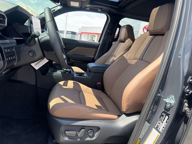 New 2026 Toyota 4Runner Limited AWD/4WD image 15