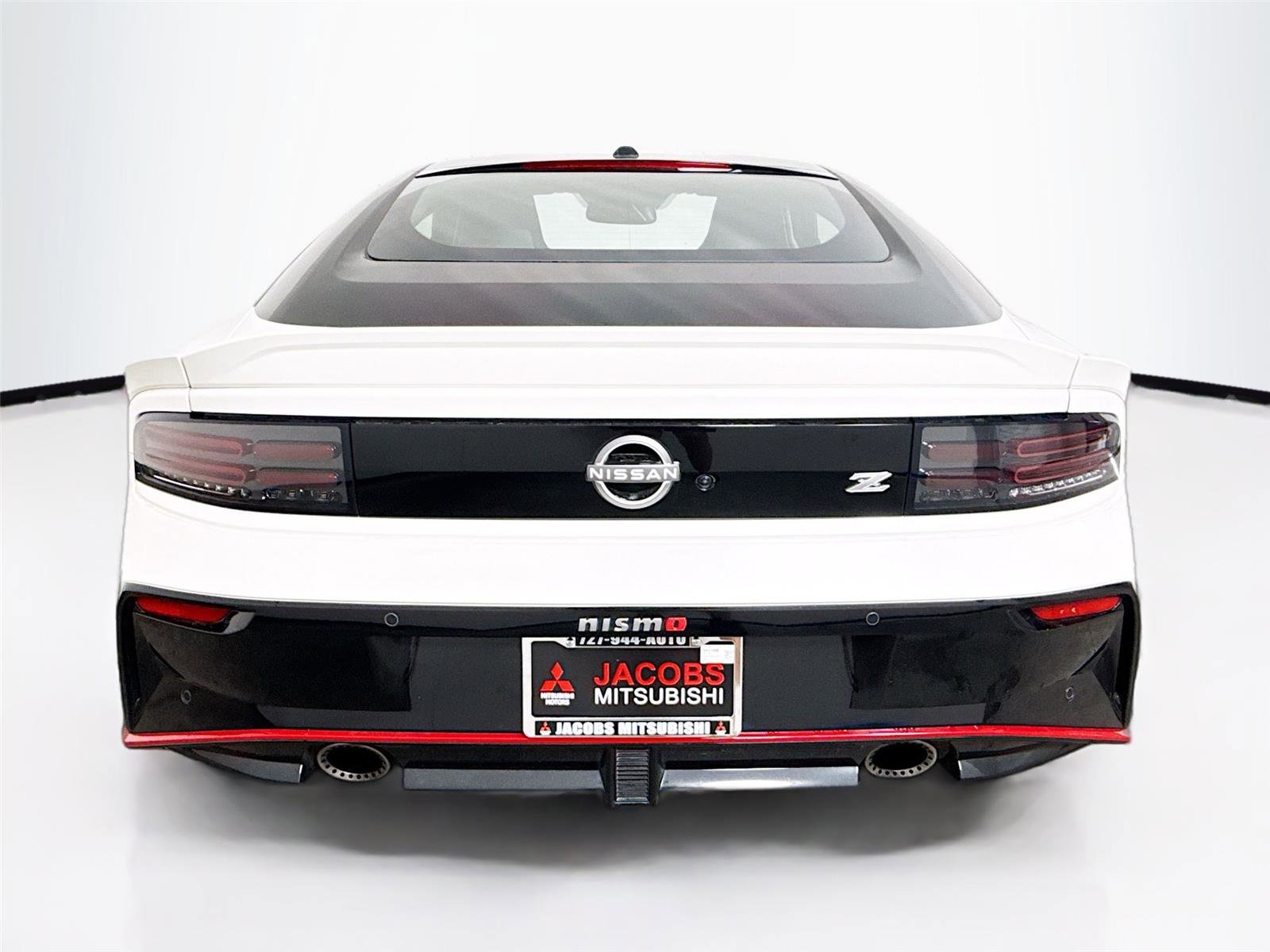 Used 2025 Nissan Z NISMO w/ Floor Mat Package image 16