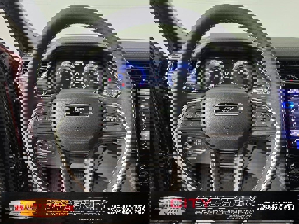 New 2025 Jeep Grand Cherokee Limited image 15