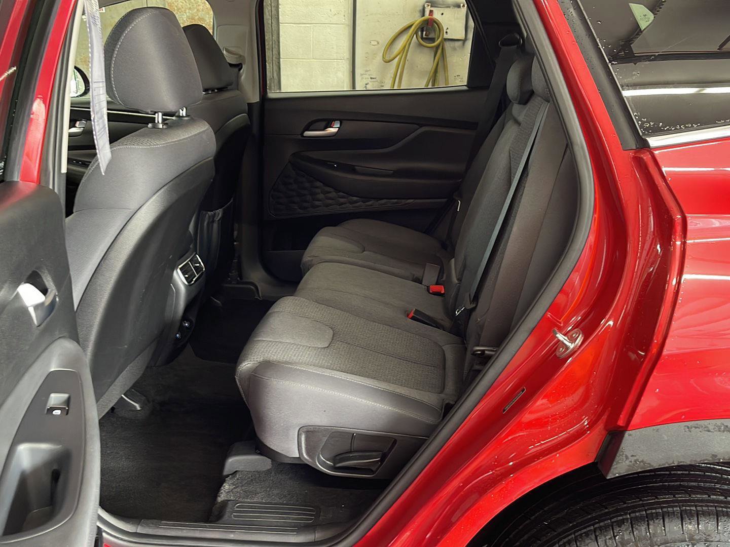 Used 2023 Hyundai Santa Fe SEL image 23