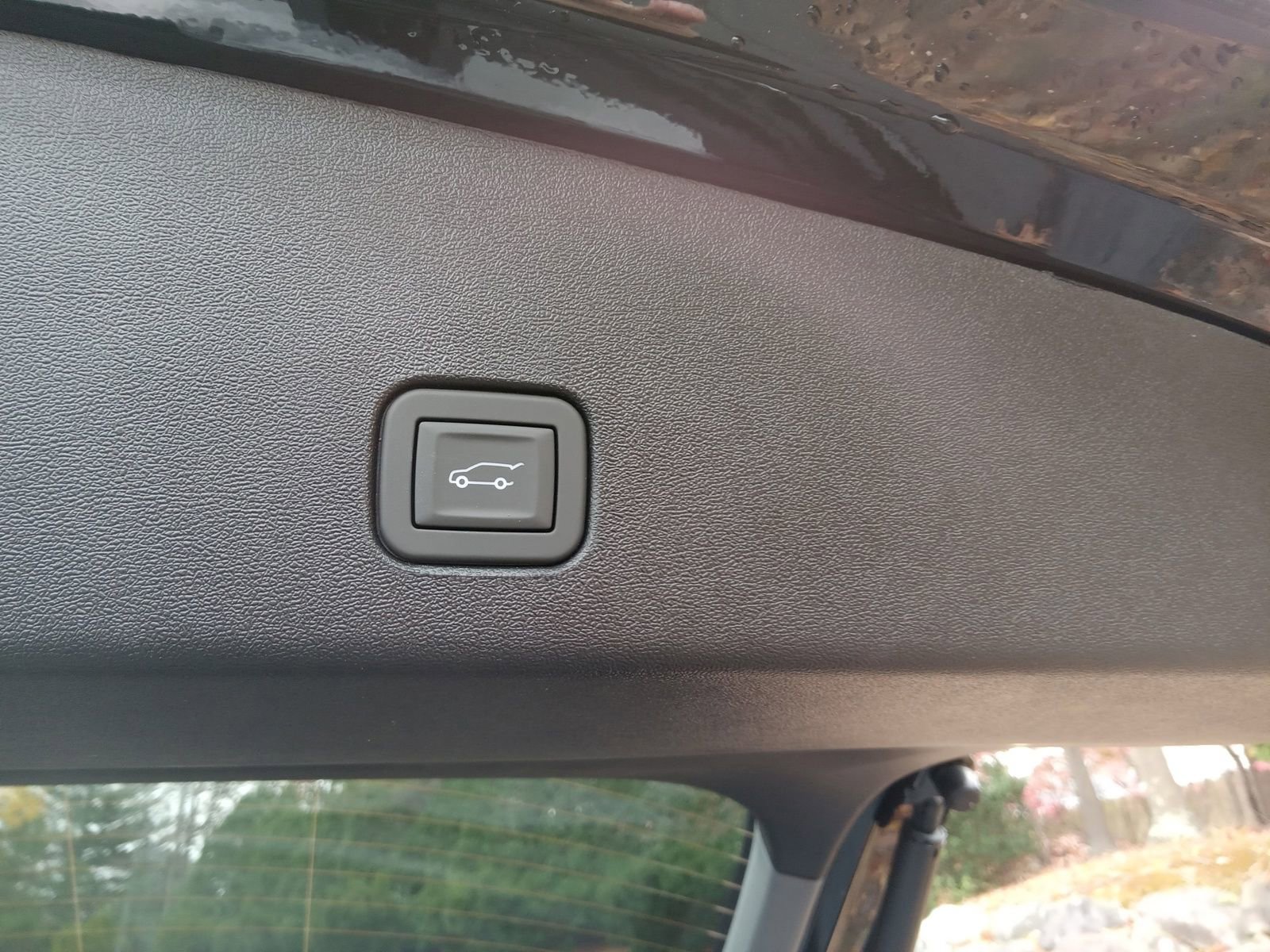 New 2026 Cadillac Optiq Sport 1 image 25