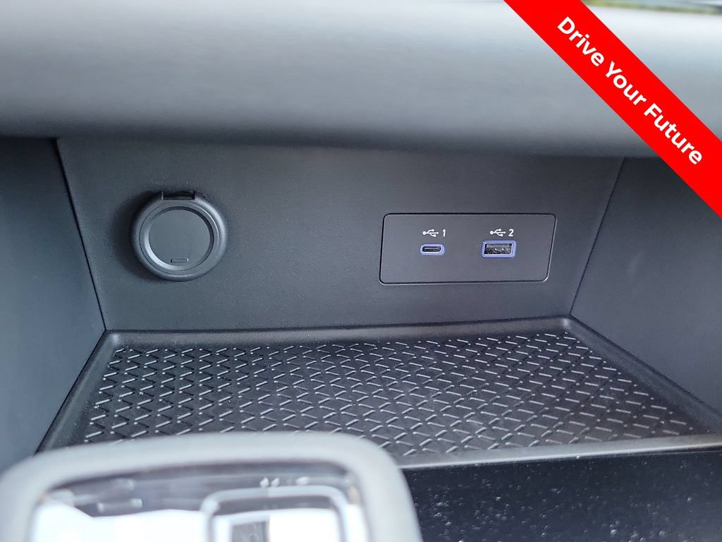 Certified 2025 Nissan Pathfinder SV FWD image 16