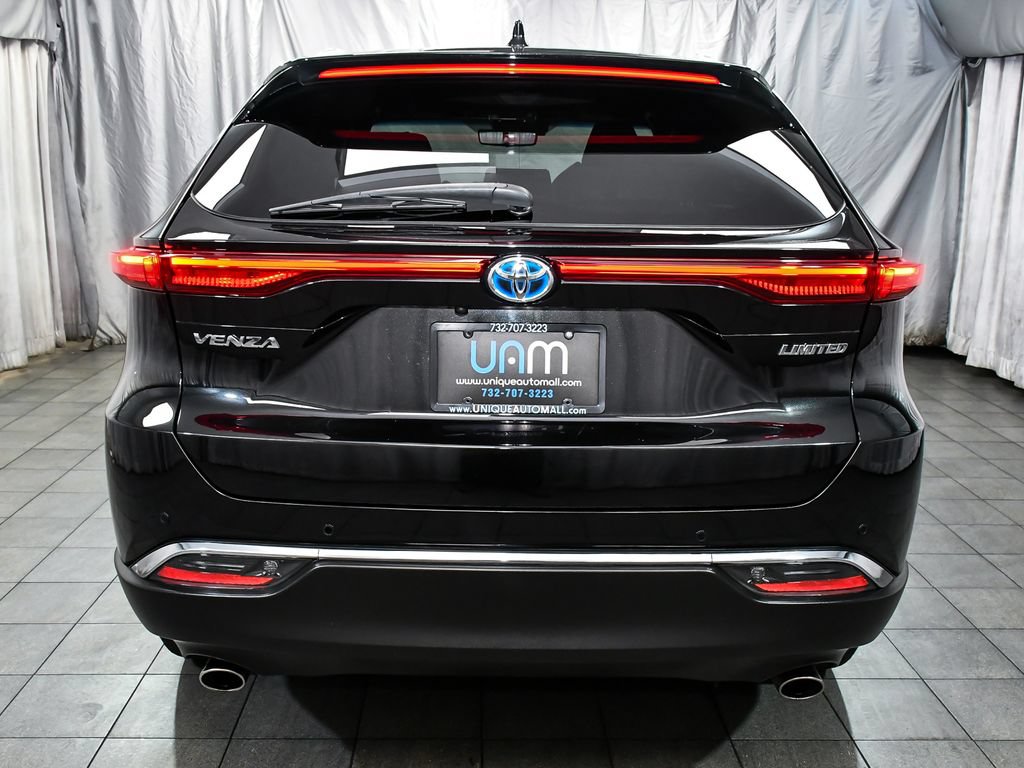 Used 2023 Toyota Venza Limited AWD/4WD image 5