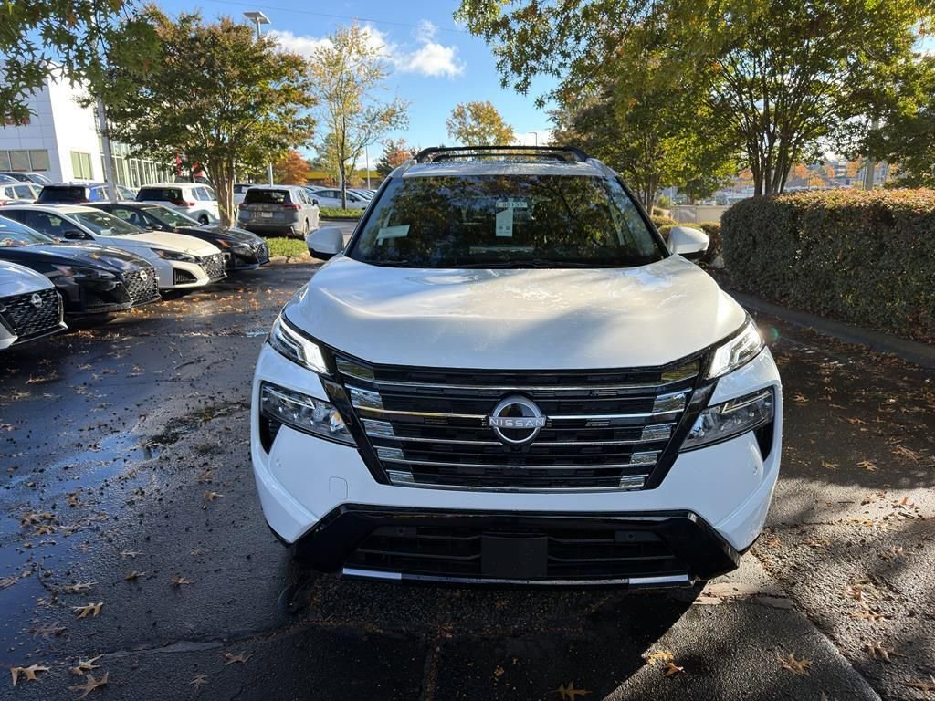 New 2026 Nissan Rogue Platinum image 2