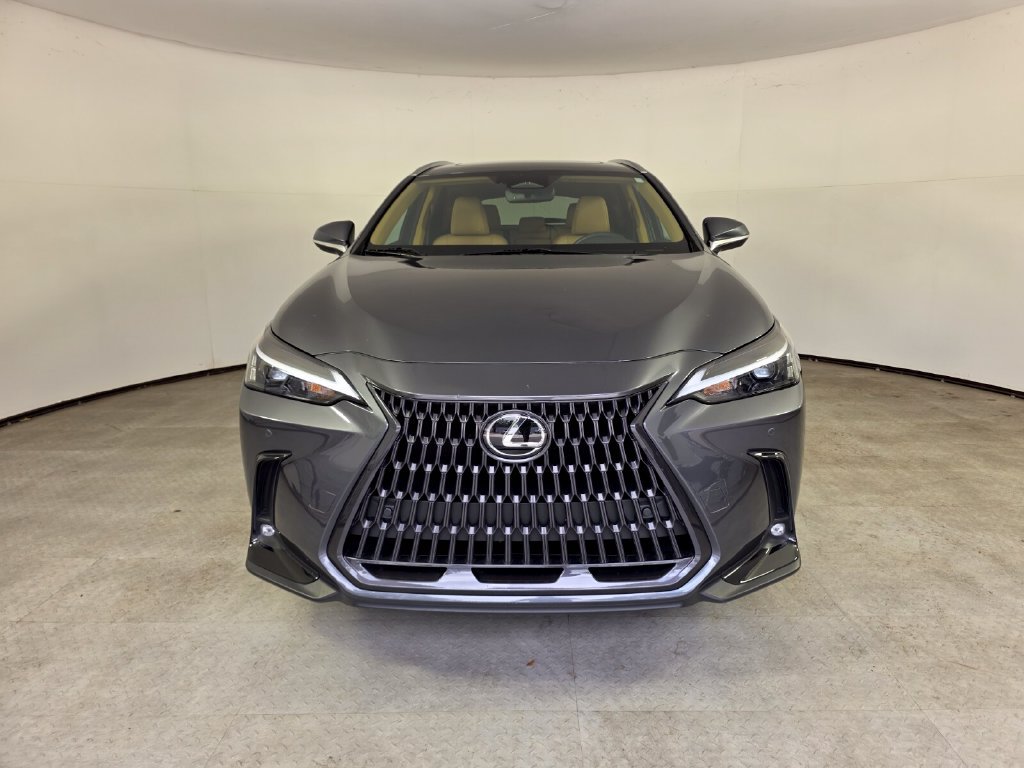 Used 2023 Lexus NX 350 AWD image 2