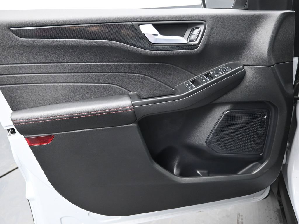 Used 2026 Ford Escape ST-Line image 26