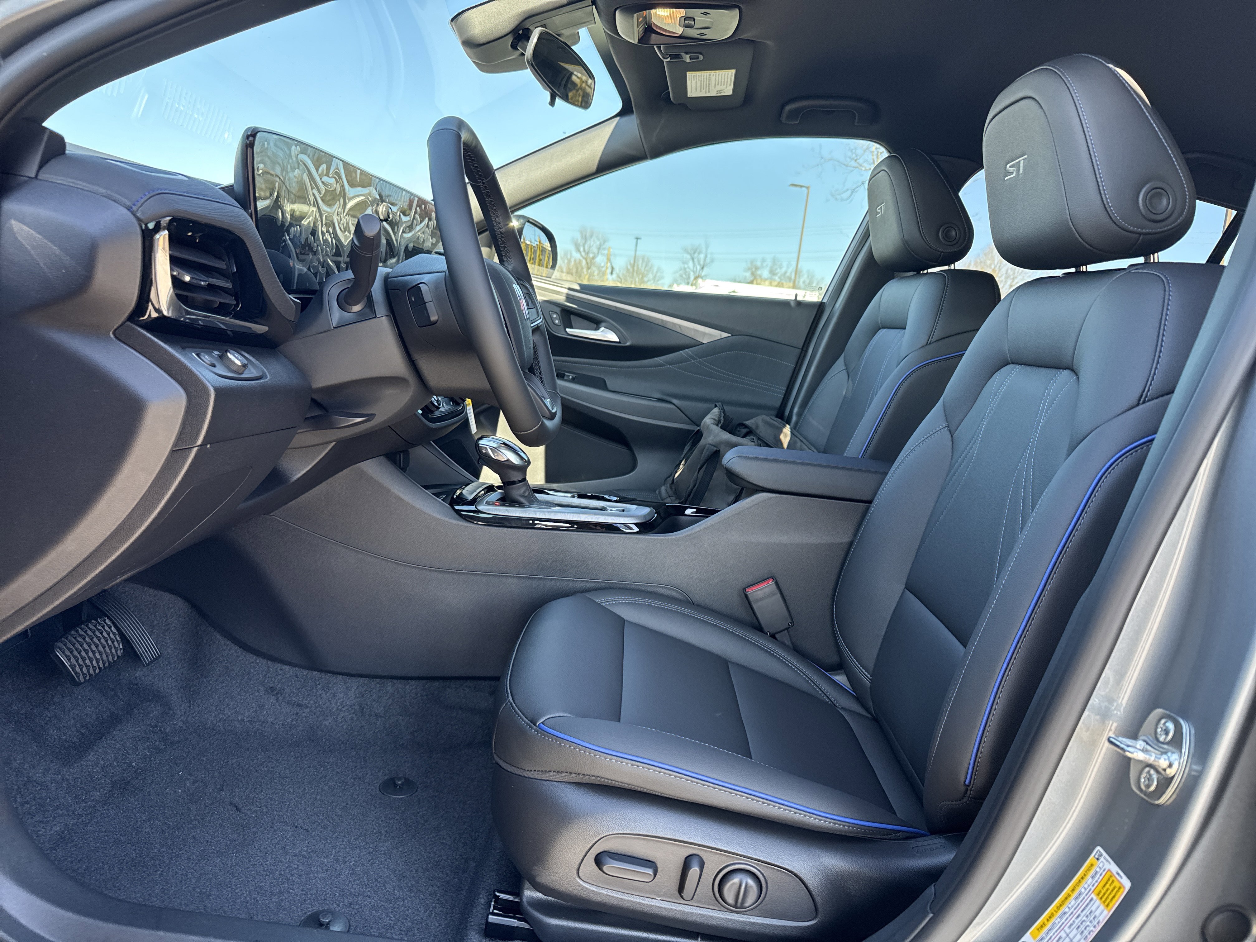 New 2026 Buick Envista Sport Touring w/ Convenience I Package image 16